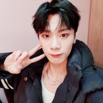 중독되는 어느 아이돌의 <b>브이</b>