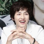 송중기 피부는 진짜 타고 난 듯