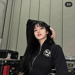 츄리닝 <b>차림</b>까지 힙한 여돌