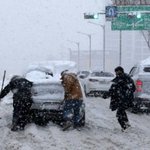 <b>사흘</b>간 쌓인 눈만 40cm…'역대급 눈폭탄' 맞은 광주·전남