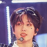 [<b>NCT</b>드림] <b>지성</b>이 하트 가까이서 보니까 더 귀여워..