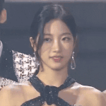 카즈하 오늘 이거 뭐야? ㄷㄷ..<b>gif</b>