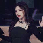 연말<b>배이</b> 분위기 미쳤다