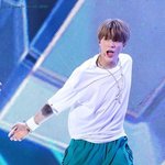 <b>제노</b> 바지 정보아는 사람