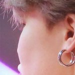 나쁜 손을 부르는 <b>마성</b>의 볼따구
