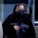 [모두드루와] 르세라핌 사쿠라 출국, <b>추위</b>도 녹이는 벚꽃 미모