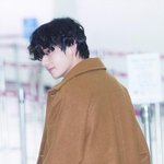 뷔 <b>이기</b>적이다