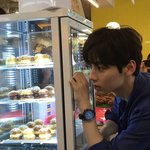 성격은 뽀짝한데 얼굴은 한겨울인 냉<b>미남</b>