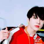 정우 사진 찍을 때마다 멤버랑 <b>동기화</b>되는거ㅋㅋㅋ