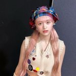 릴리 머리 기른 김에 앞머리도 <b>시원</b>하게 까버리자