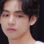 뷔 <b>큰일</b>했네 ㅋㅋㅋ