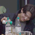 [<b>덱스</b>] 술 따르는 <b>덱스</b>