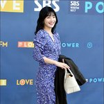 <b>크러쉬</b> 여자친구 조이 ㄷㄷ