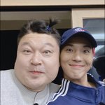 <b>송민호</b> 머리사이즈