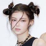 다니엘은 <b>뿌까</b>머리가 진짜 잘 어울림