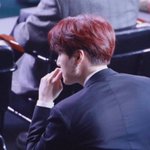 [군머] 민윤기 인스타 사진 <b>머리만</b> 빼고 다 맘에 듦