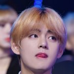 <b>거울</b> 보면서 매일 무슨 생각할까?