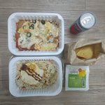 김치치즈<b>피자</b>탕수육 배달 시킴