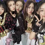 뉴진스 골디 2관왕 추카행 ~~