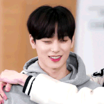 더보이즈 <b>주연</b>