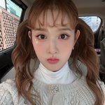 <b>시은</b> 누구 닮지 않음?