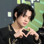 [모두드루와] 연준 <b>윤진</b> 하트 귀여워