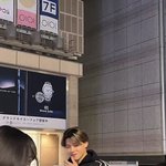 [댓글부탁해] 이거 <b>옷정보</b> 좀ㅠㅠㅜ ㄹㅇ개까리함