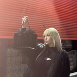 프라다들고 마트 간 전<b>소미</b>