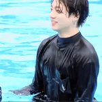 [군대] 아 김남준 전정국 몸 <b>두툼</b>한거 너무 좋음