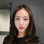 잘생긴 사람은 <b>여장</b>을해도 이쁘다