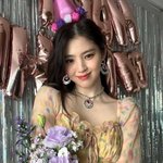한소희 태연 수지 다이소 공주 세트 <b>착용</b>