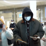 [EXO] 엑소 카이, '매력 뿜' 밀라노 패션위크 입국