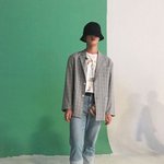 김석진은 아무리 가려도