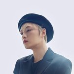 현역이래도 믿을만한 <b>베레모</b> 쓴 김재중