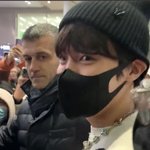 [군대] 호비 파리 도착했나봐