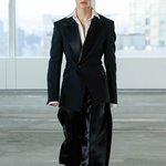 [군대] <b>탐라</b>에서 이거 김석진 입히고 싶다는 글 보고