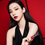 모델의 중요성 보여주는 입생로랑 (<b>feat</b>.에스파)