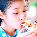 장원영과 선배들의 피자<b>광고들</b>