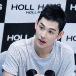 [모두드루와] 은근히 찍는 <b>작품</b>마다 다 망하는거 같은 배우.jpg