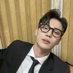 <b>이</b>사람 진짜 ㅈㄴ<b>잘</b>생겼다