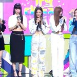 설윤은 장카까지 갈것도 없이 그냥 <b>전신샷</b>으로 보면 안이쁨