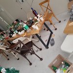 <b>파티룸</b>이 엉망진창이 되었습니다