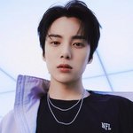 몬스타엑스 <b>민혁</b> NFL 23SS 컬렉션 화보