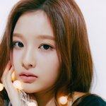 [모두드루와] <b>설윤</b> 배우 프로필 사진 찍었네