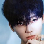 [NCT드림] 근데 <b>펜디</b> 올해 컬렉션에 블루가 많은가