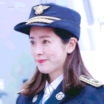 근데 사랑의 불시착 <b>윤세리</b>는 왜 욕 안먹는거임?