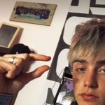 [댓글부탁해] 남자들 집게손가락 <b>흥미</b> 잃음?