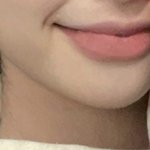 이거 <b>립</b> 너무 이쁜데 제발 찾아줘 ㅠㅠㅠ