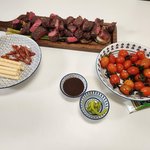 스테이크 좋아하는 사람?