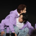 [군<b>머</b>] 아 그립노